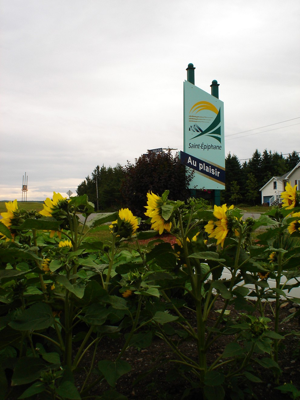 Entrée Sud du Village